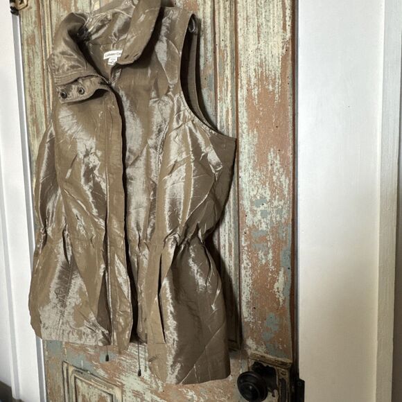 Coldwater Creek Womens 2X Shimmering Gold/Tan Sleeveless Vest With Zip - Picture 1 of 11